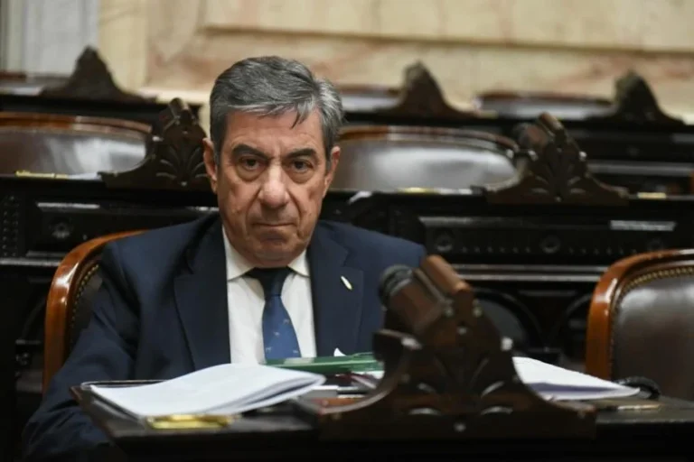 Jorge “Gato” Fernández cuestionó el ajuste nacional a las universidades públicas
