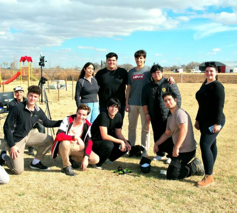 Talento de nuestra región a la vanguardia espacial: Estudiantes de la FICA representarán a la Argentina en un certamen internacional auspiciado por la NASA