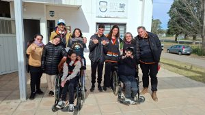 Jóvenes de Fundación Valduvico durante la visita a De Quijotes y Sanchos