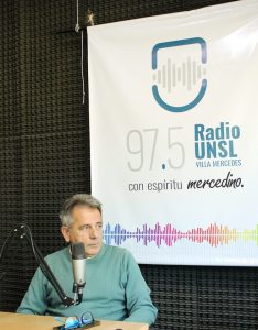 Héctor Flores y Patricia Morán, autoridades de la FCEJS, durante el primer aniversario de gestión