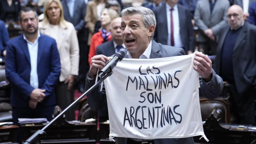 : Juan Carlos Giordano, Corte Suprema, tierras extranjerizadas, soberanía nacional, DNU 70/2023, Malvinas, política argentina